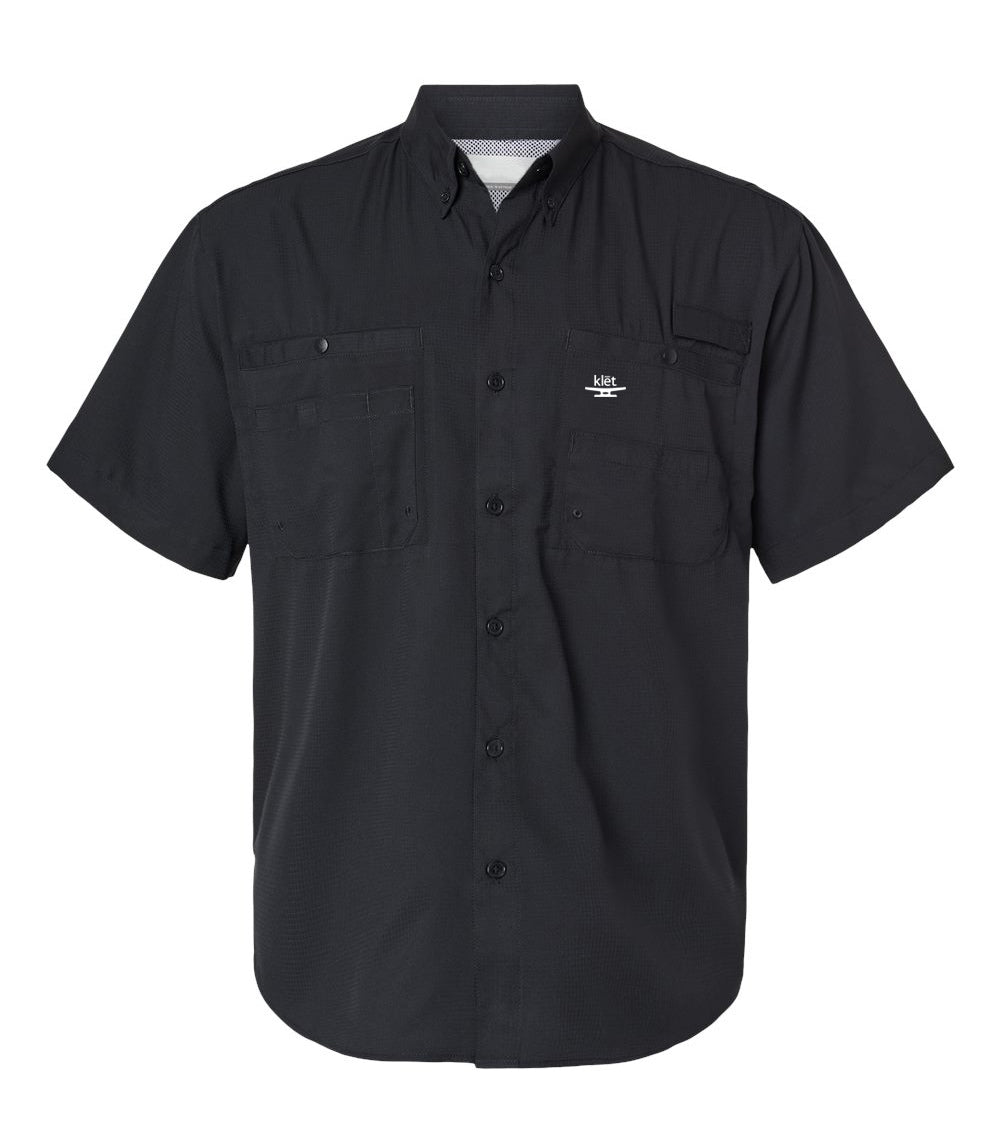 Black Klēt Hatteras Performance Short Sleeve shirt with button-down collar and chest pockets designed for comfort and outdoor use