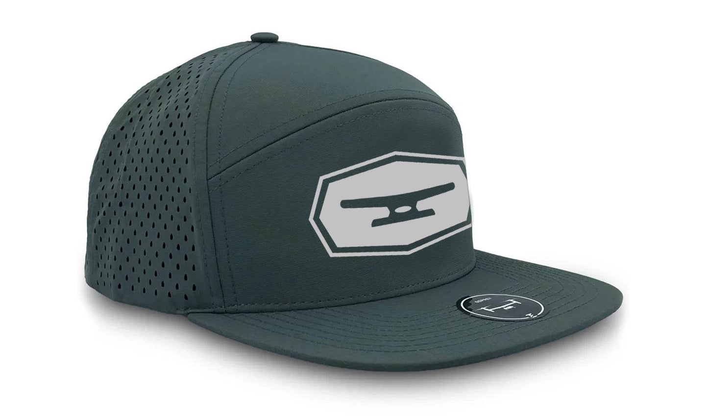Klēt Osprey flatbill perf hat with perforated panels and water repellent polyester shell in dark gray.